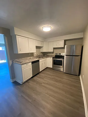 613 Villa Rd #J Photo 1