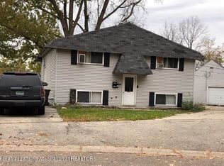2525 Linlawn St, Lansing, MI