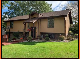 1402 Meadow Ln, Kirksville, MO 63501