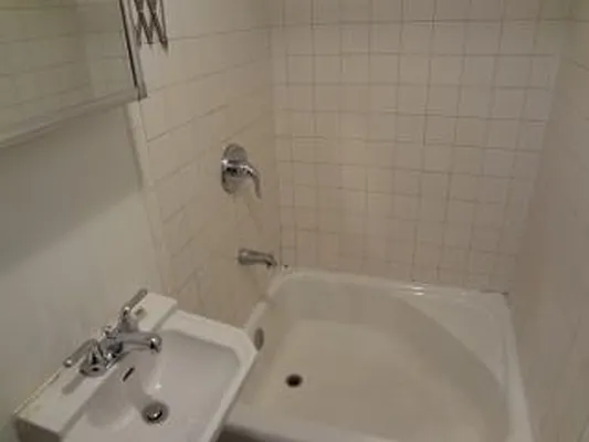 Rented by City Heights Realty | media 29