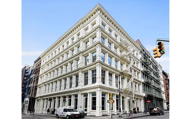 Rented by Douglas Elliman | media 28