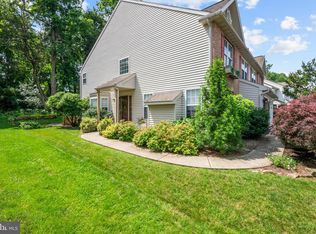 1408 Hillpoint Cir, Sinking Spring, PA 19608