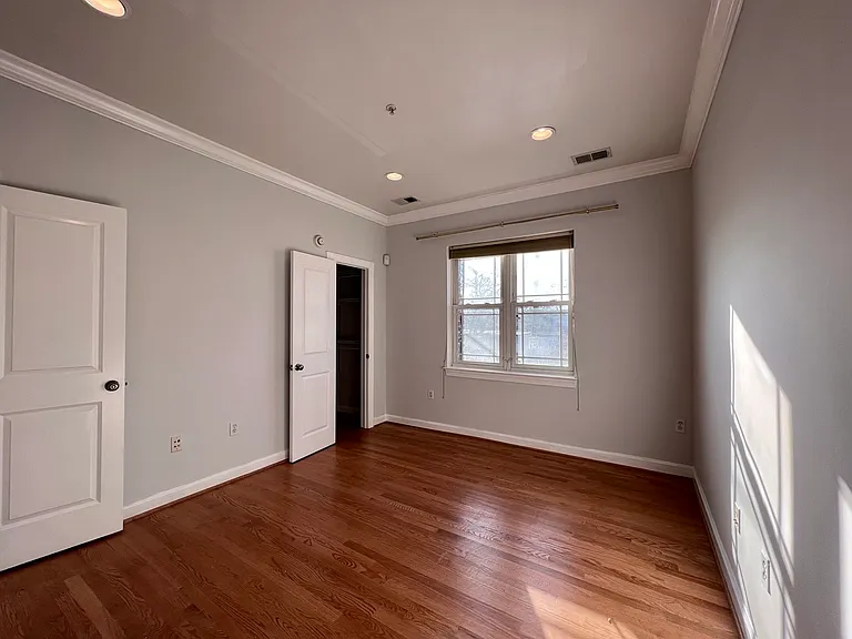 1372 Randolph St NW #101 — Photo 7
