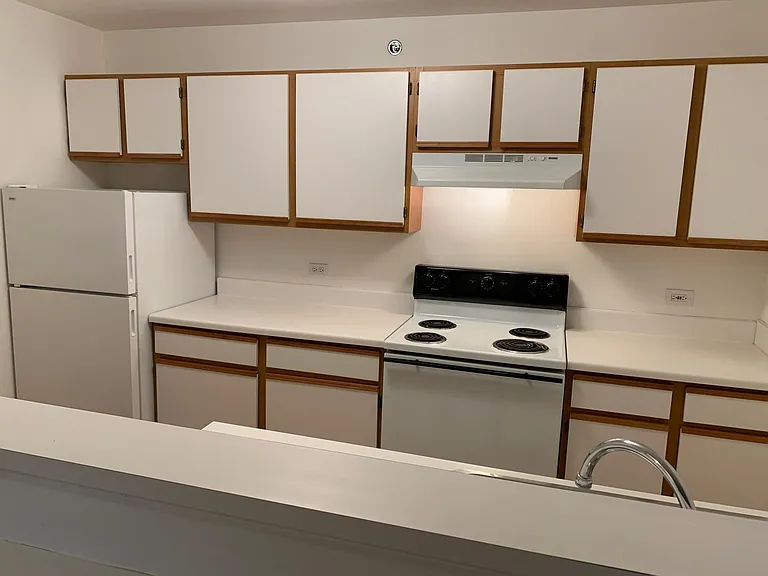 510 Cunat Blvd #2C — Photo 8