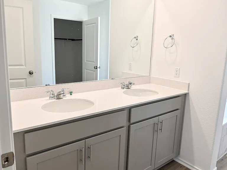213 Magione St #1 — Photo 11