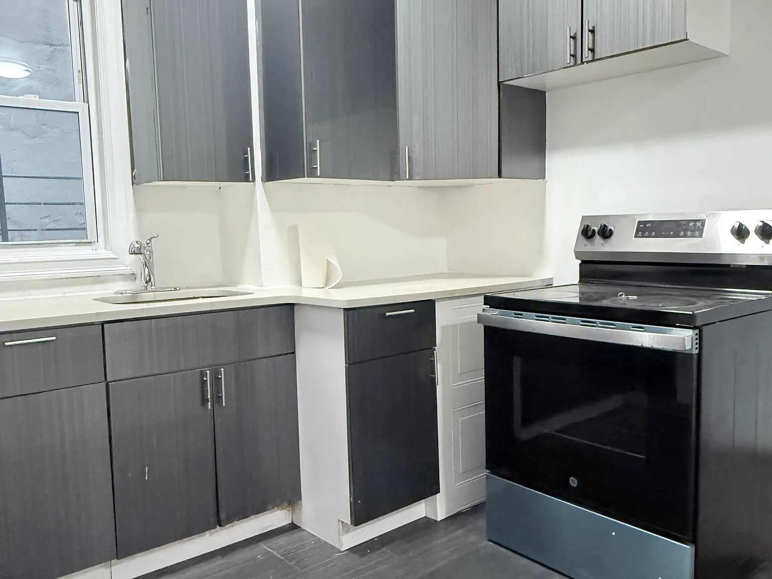 387 East 152nd Street — Photo 4