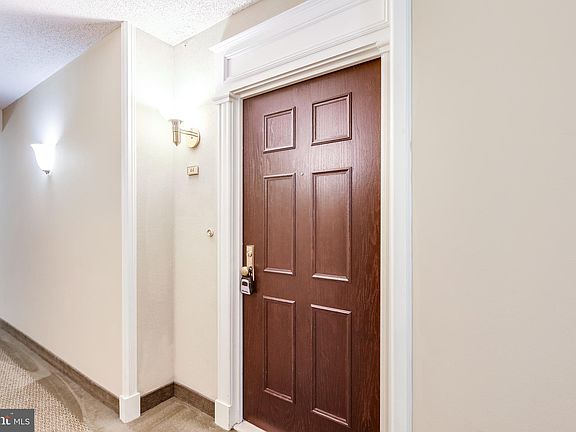 4th image of 4808 Moorland Ln APT 414