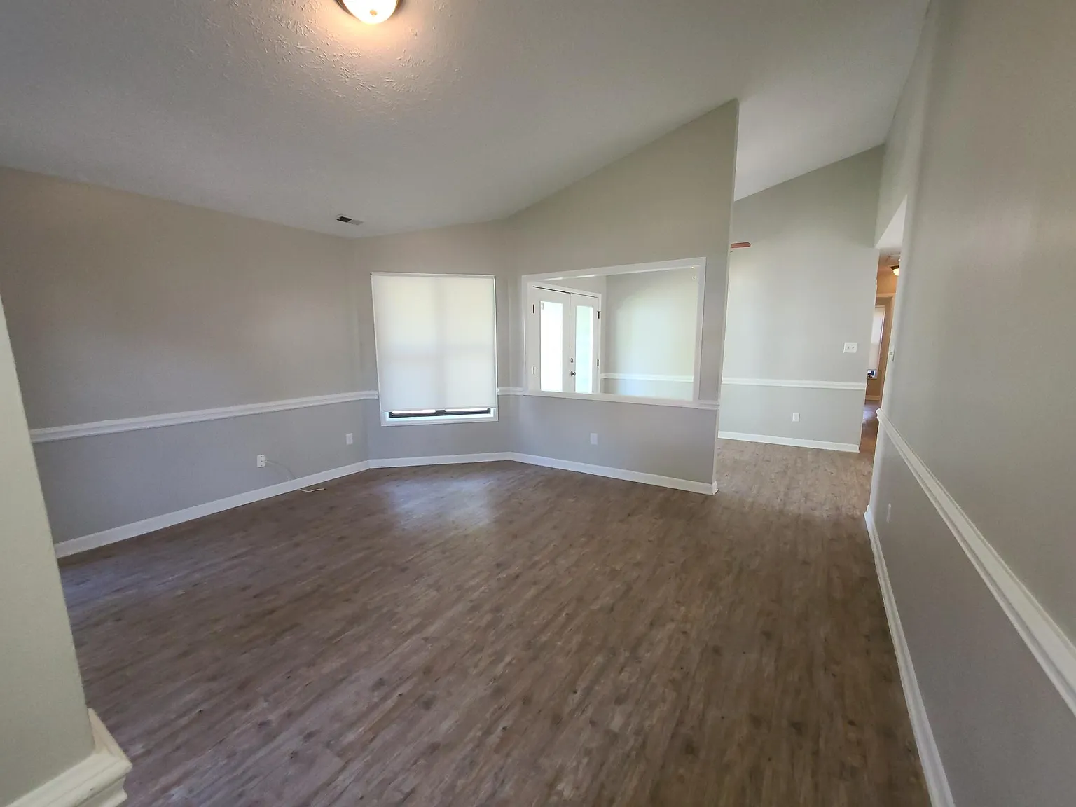 3 bed, 1108 sqft, $1,595 — Photo 4