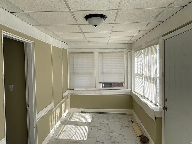 2228 Washington Ave — Photo 7
