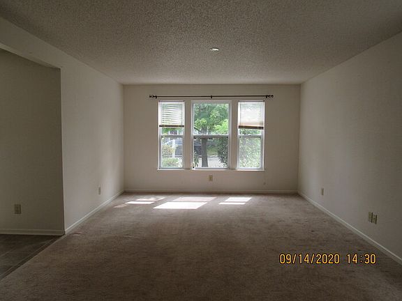 2nd image of 12138 Maize Dr