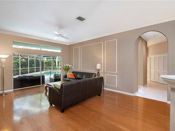 5th image of 2150 Centerview Ct N