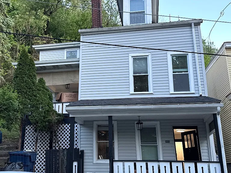 220 Mathilda St — Photo 1