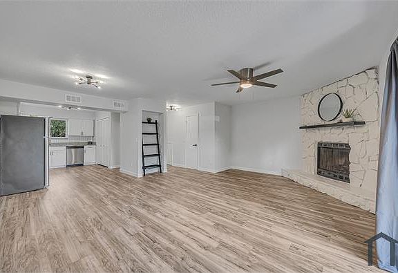 5th image of 2113 Dunes Way Dr W