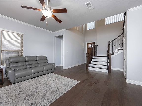 4th image of 12533 Akenside Rd