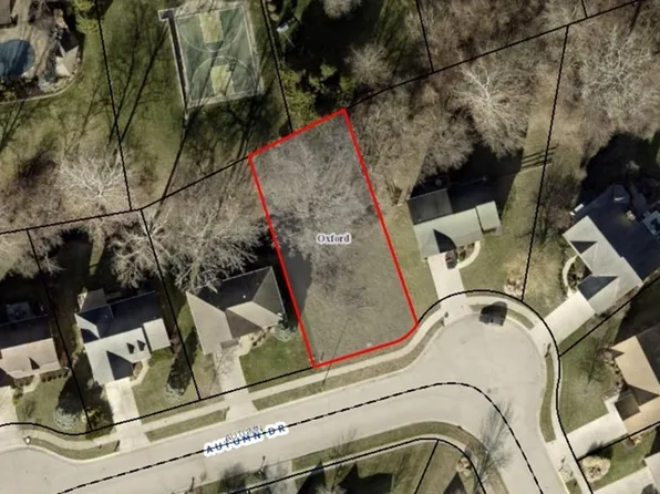 48 Autumn Dr, Oxford, OH 45056