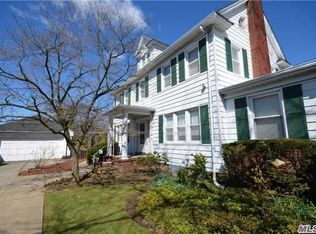 4546 159th St, Flushing, NY 11358