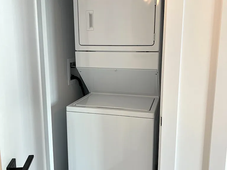 470 Dundas St E #715 — Photo 14