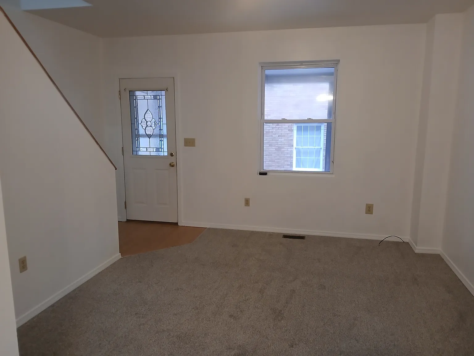 501 Jackson Avenue - H — Photo 1