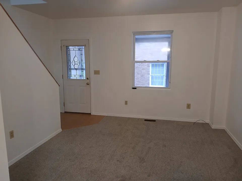 501 Jackson Ave #H