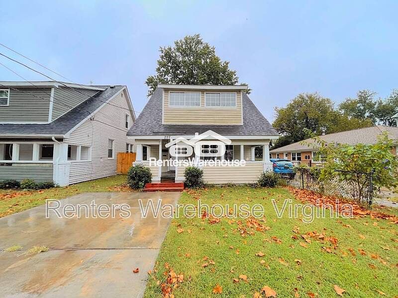 1st image of 227 Woodview Ave
