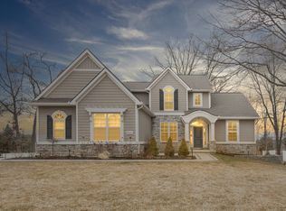 8821 Fielding Dr, Brighton, MI