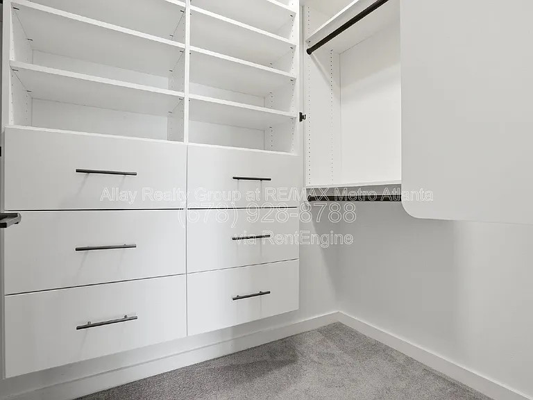1463 La France St NE #8 — Photo 20