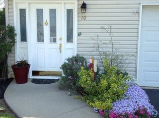 10 Haven Way, Keyport, NJ 07735