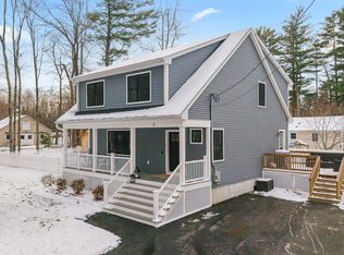 2 Mapleton Rd, Merrimac, MA 01860