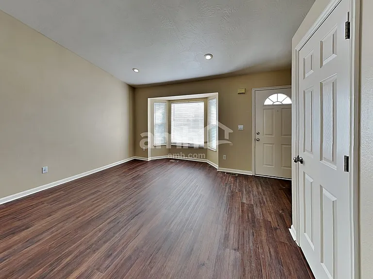 6334 S Clover Creek Ln — Photo 10
