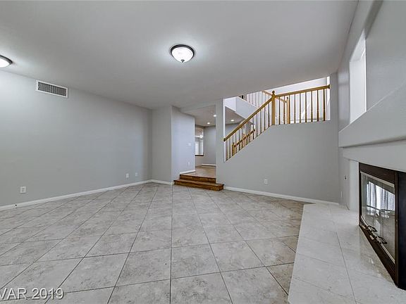 5th image of 8304 Mountain Heather Ct