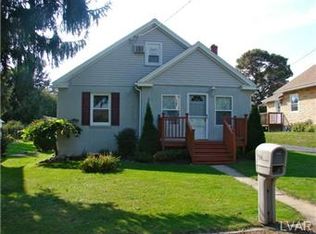 966 Old Topton Rd, Mertztown, PA 19539