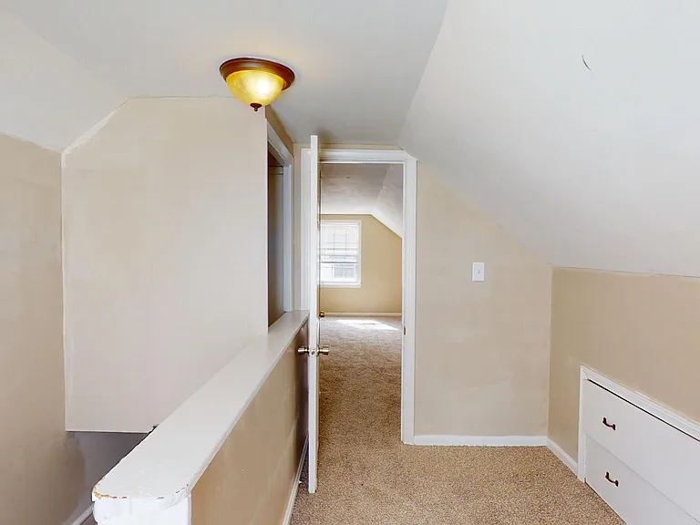4637 W 147th St — Photo 3