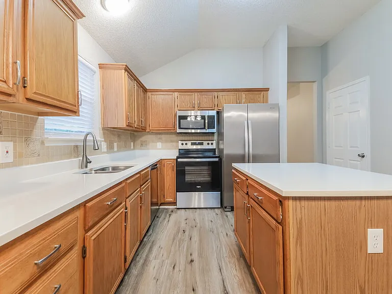 2632 Bent Brook Dr — Photo 8