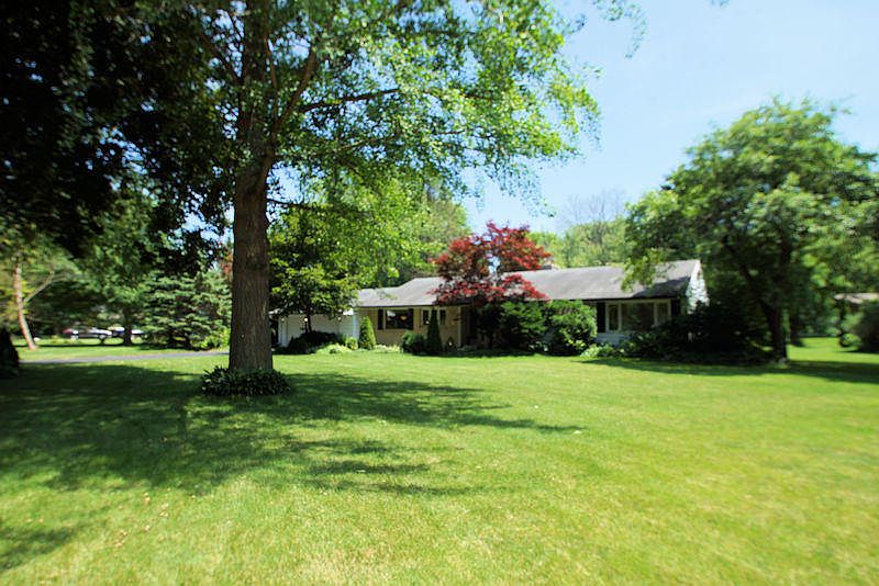1st image of 5650 S Bonnie Ln