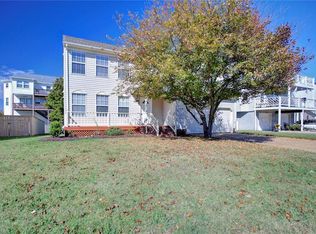 116 Grand View Dr, Hampton, VA 23664