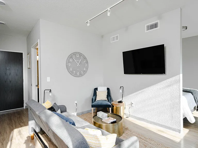 Arabella: 200 W 1st St - Cedar Falls — Photo 26
