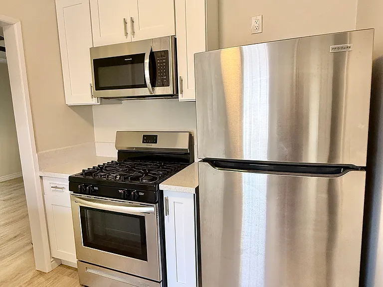 520 E Lime Ave — Photo 14