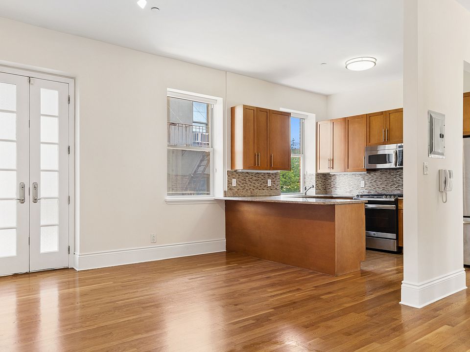 1st image of 229 W 116th St APT 4A