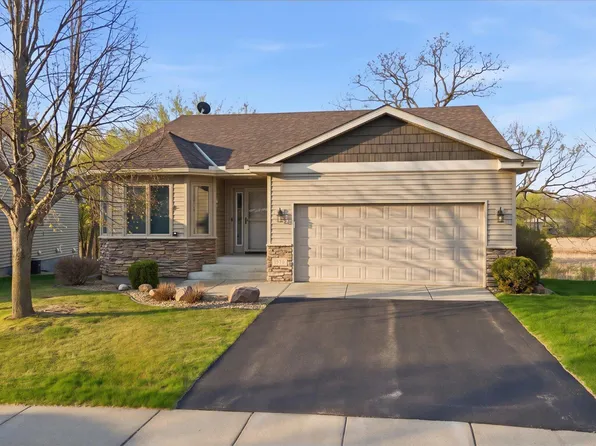 6012 Iris Ln, Rockford, MN 55373