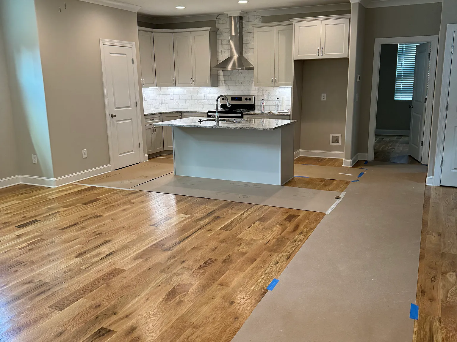 3 bed, 2.5 bath, 2100 sqft, $2,450 — Photo 3
