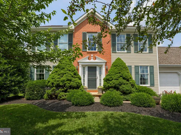 1030 Lehn Dr, Lancaster, PA 17601