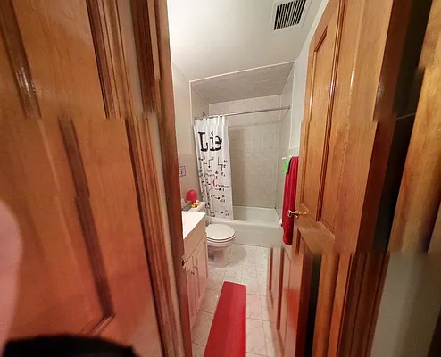 Rented by America Mecca Realty LLC | media 31