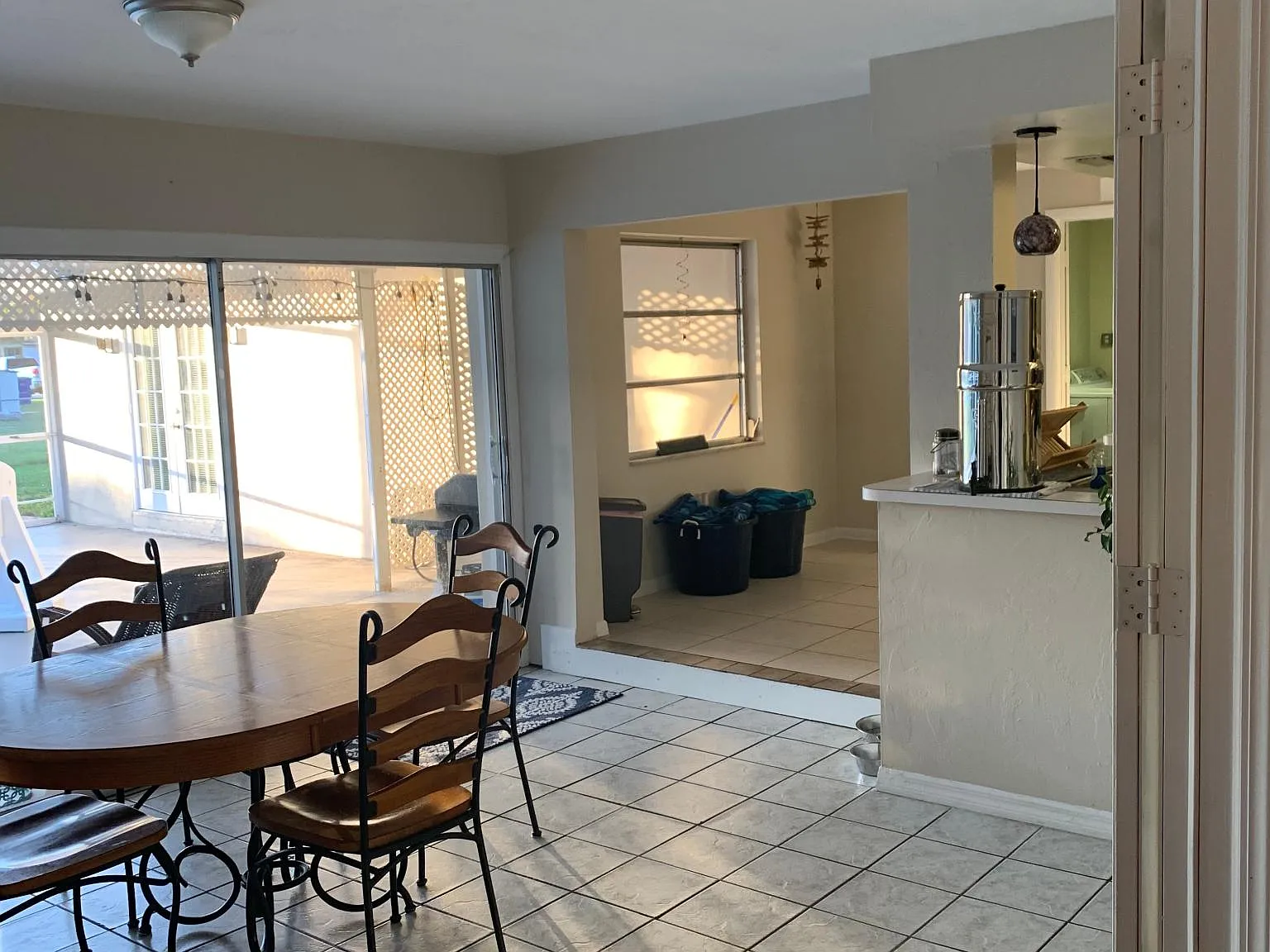 4 bed, 2145 sqft, $2,825 — Photo 4
