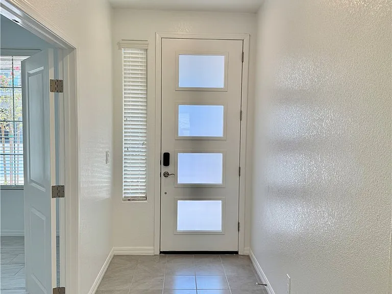 5772 Yellow House St — Photo 5