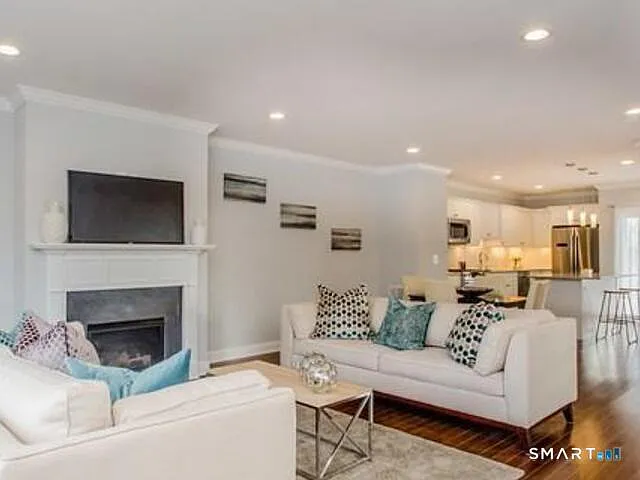 777 N Main St — Photo 5