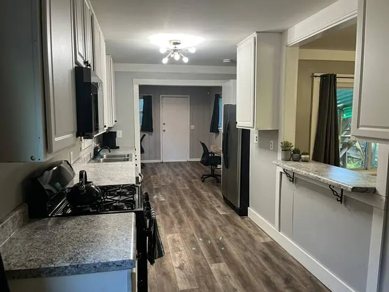 5538 Lydia Ave — Photo 11