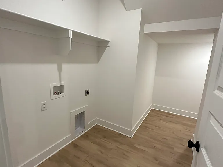 1051 Thornwood Pl — Photo 13