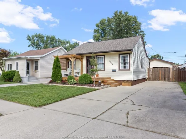 1734 Westcott Rd, Windsor, ON N8Y 4C9
