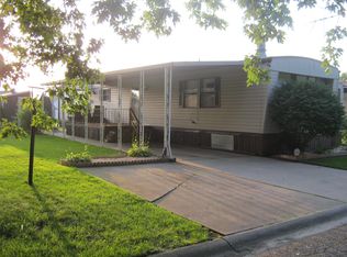 1457 Camelot Mnr, Portage, IN 46368