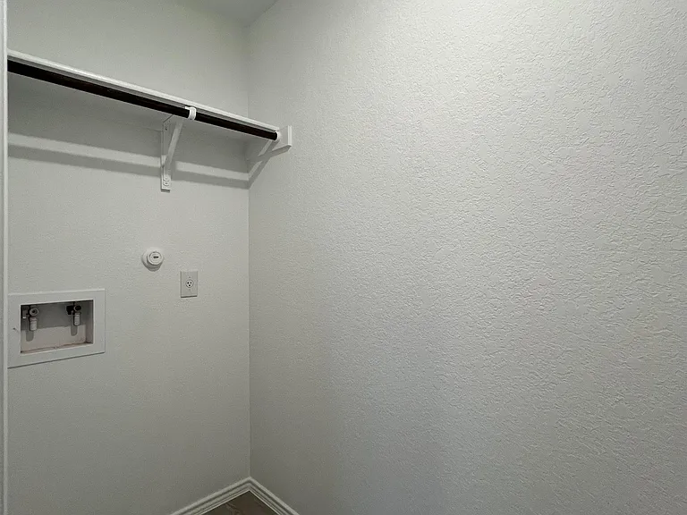9904 Wye Ml — Photo 20
